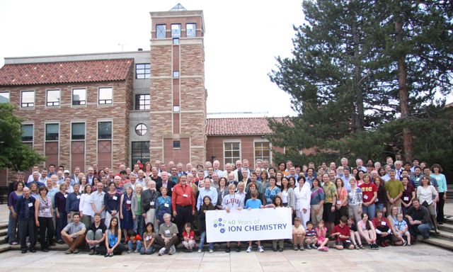 286 Group Photo, 40 Years of Ion Chemistry