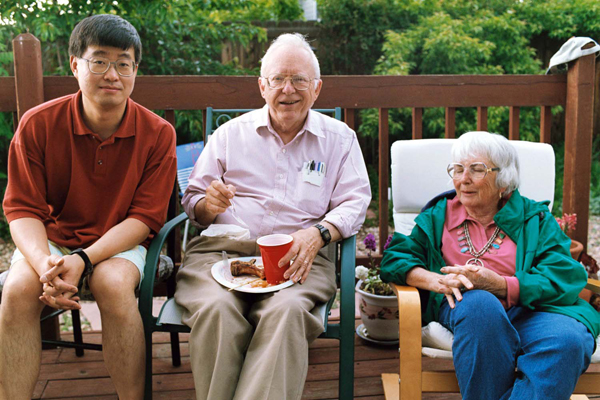 Jan_Lindy_Jun_May2003_Junhouse
