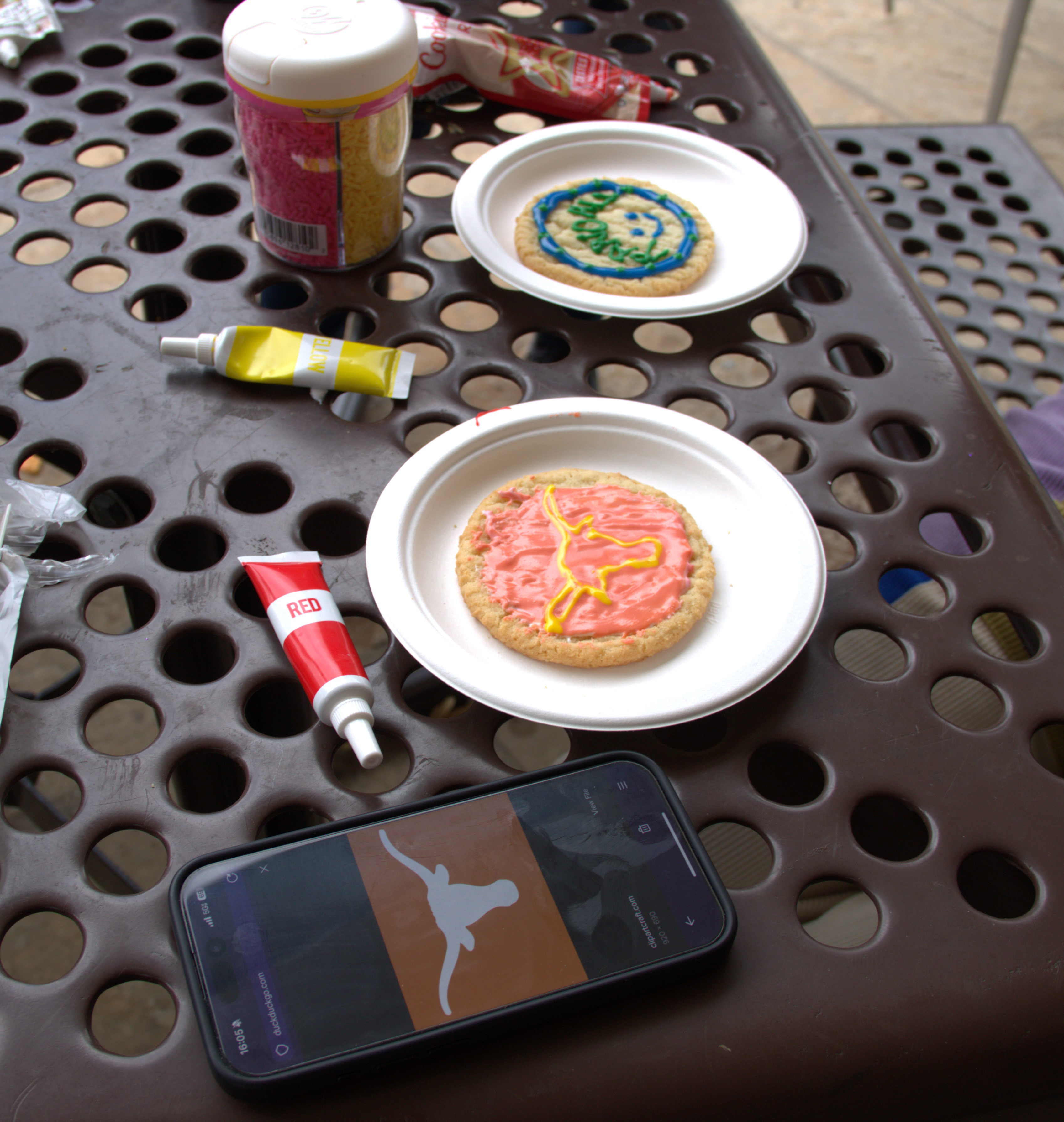Other cookie decorating centered around college mascots