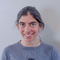 Head shot of Victoria Borish