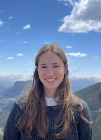 Headshot of Emma Sawruk