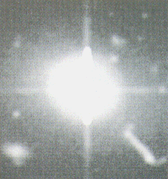 Overexposed optical image of 3C273 showing jet