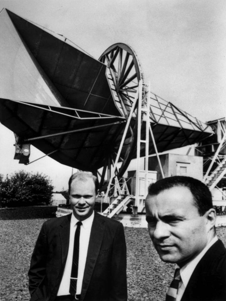 Wilson and Penzias in front of the Holmdel Horn Antenna, Bell Labs, New Jersey